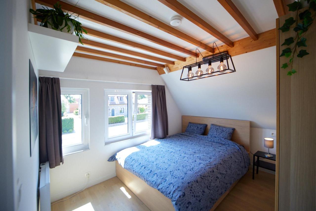 Apartment With A View And Parking Brecht Екстер'єр фото