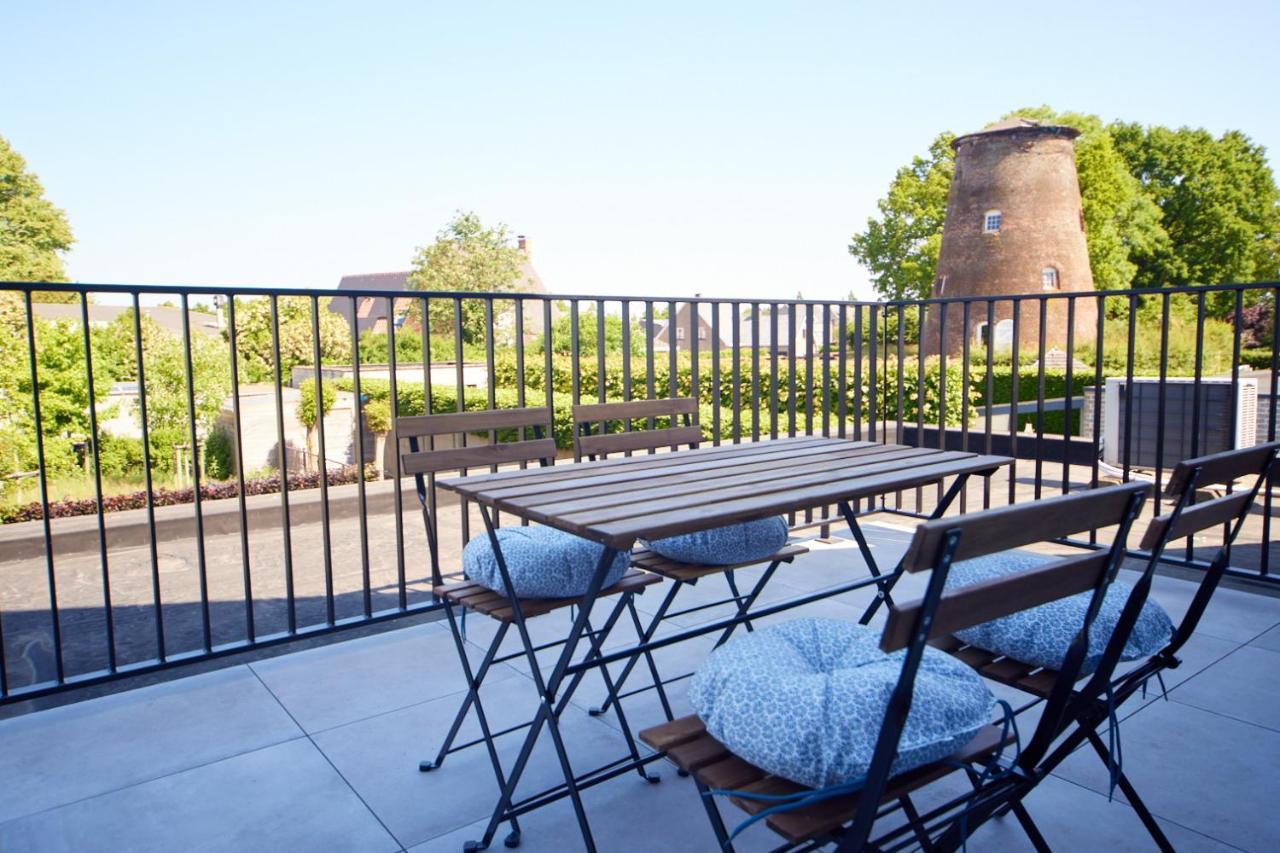 Apartment With A View And Parking Brecht Екстер'єр фото